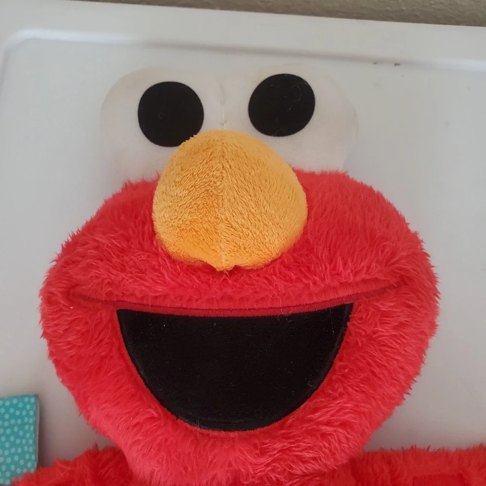 Sesame Street Elmo Developmental Baby Toy Plush Mirror Teether Crinkle Tags